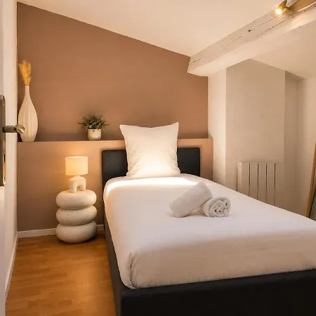 Lejlighed Belle Vue Medievale ,climatise,parking -cb *